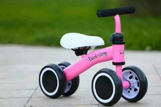 2021 Nuovo giocattolo per bambini con pedali da terra, prezzo di fabbrica per auto e scooter