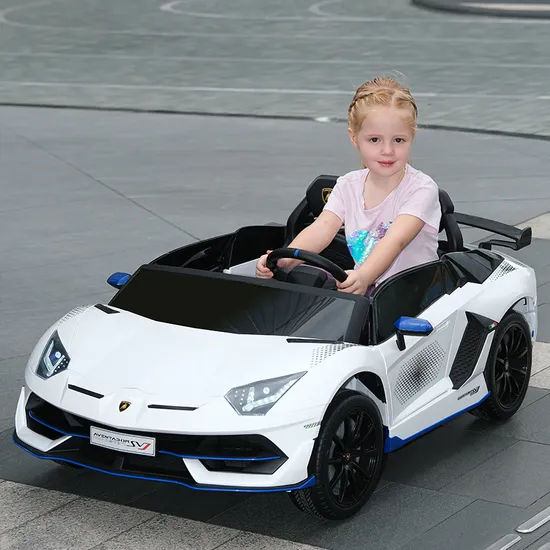 Lamborghini Auto elettrica per bambini Nuova auto telecomandata che può ospitare quattro persone